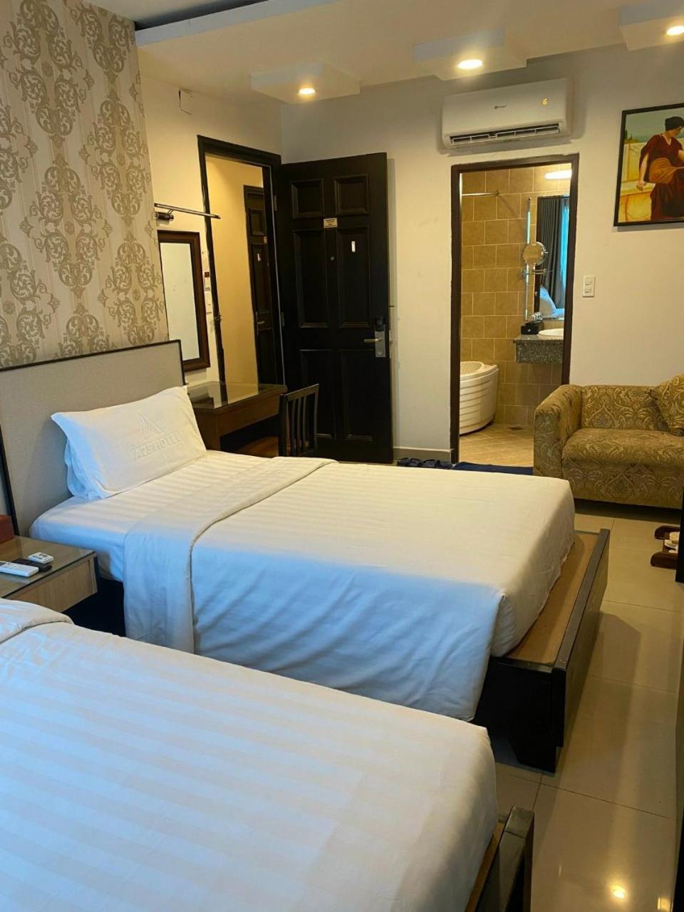 A25 Hotel - 29 Bui Thi Xuan Ho Chi Minh City Exterior photo