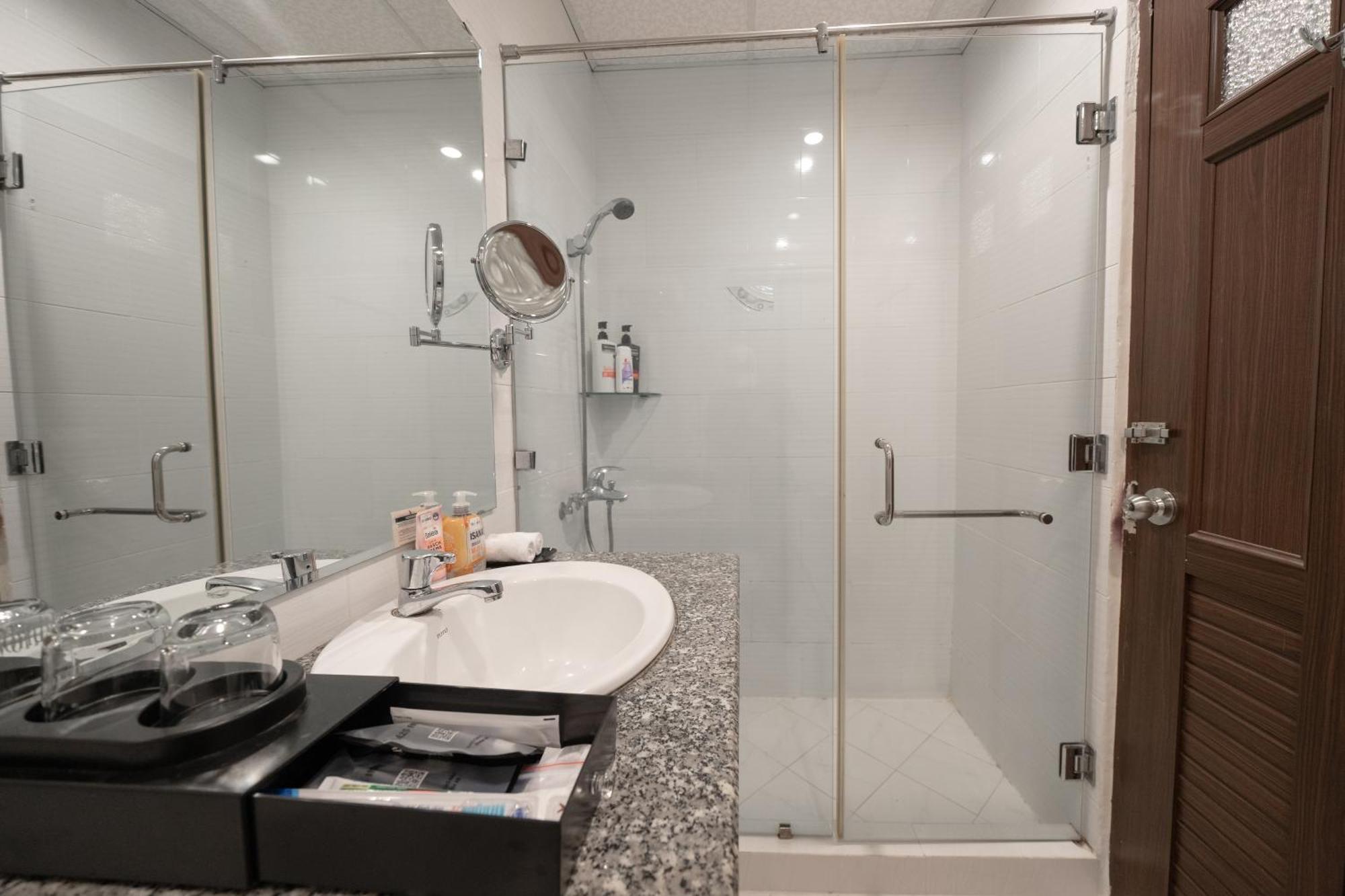 A25 Hotel - 29 Bui Thi Xuan Ho Chi Minh City Exterior photo