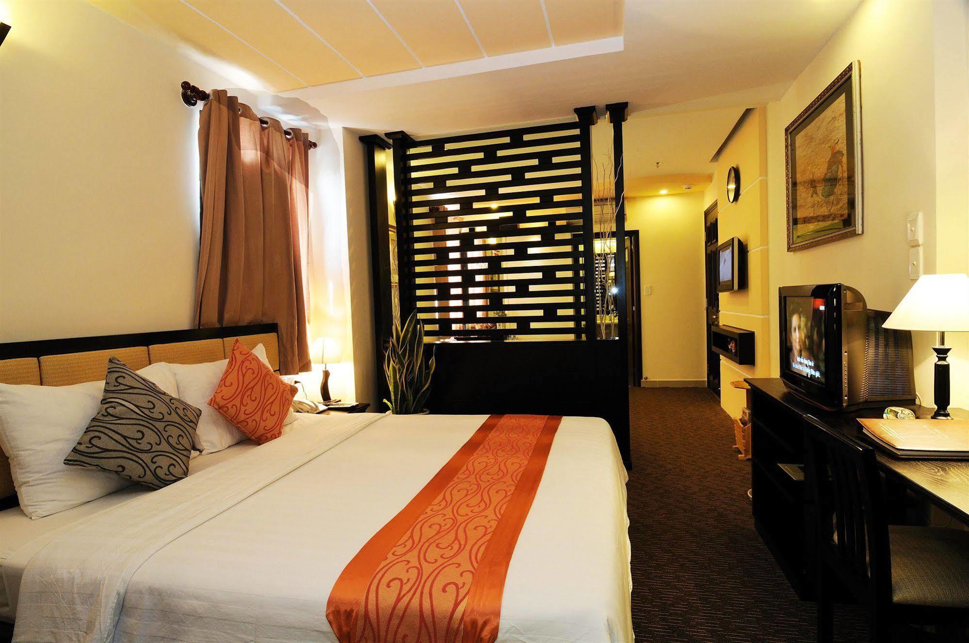 A25 Hotel - 29 Bui Thi Xuan Ho Chi Minh City Exterior photo